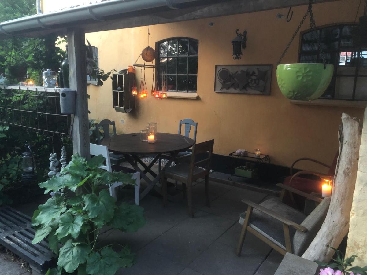 Apartament Retro Bolig - Fyldt Med Hygge! Ingen Luksus Kolind Zewnętrze zdjęcie