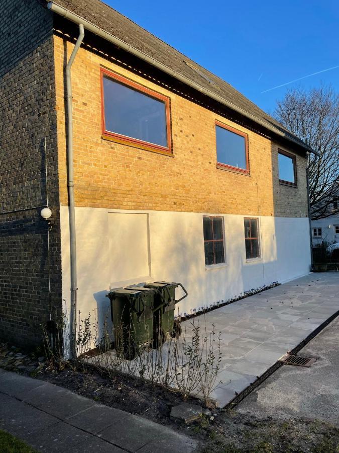Apartament Retro Bolig - Fyldt Med Hygge! Ingen Luksus Kolind Zewnętrze zdjęcie